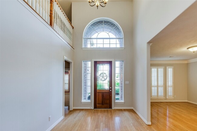 property at 2007 Botany Bay Ln