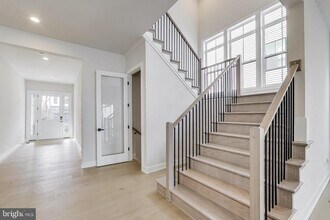 6921 Renita Ln in Bethesda, MD - Building Photo - Building Photo