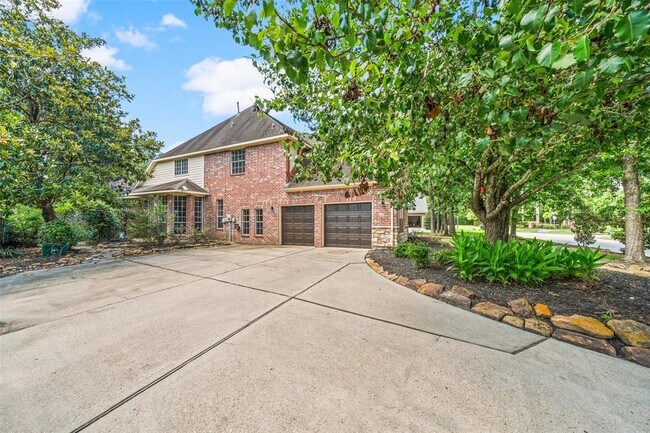 6110 Redwood Bridge Trail in Houston, TX - Building Photo - Building Photo