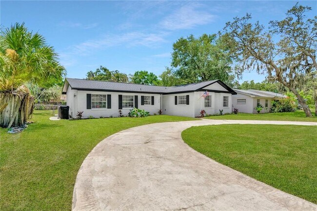 3508 Westfield Dr in Brandon, FL - Building Photo - Building Photo