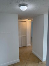 3399 Foxcroft Rd in Miramar, FL - Building Photo - Building Photo
