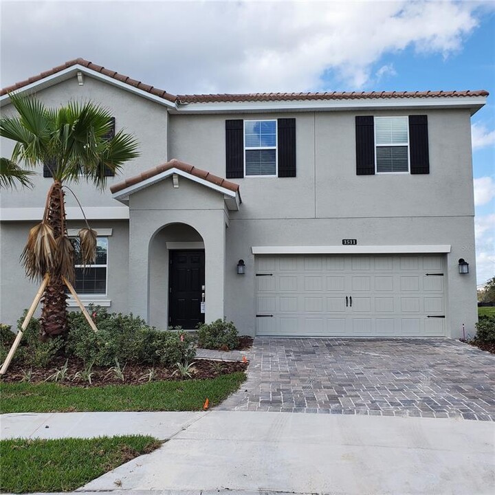 1511 Oak Marsh Lp in Davenport, FL - Foto de edificio