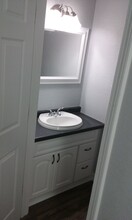 1515 W Veterans Pkwy in Marshfield, WI - Building Photo - Building Photo