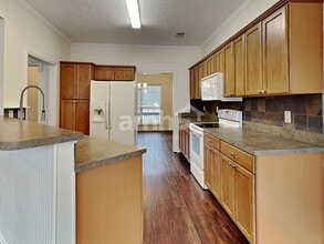 109 Magnolia Dr in White House, TN - Building Photo - Building Photo