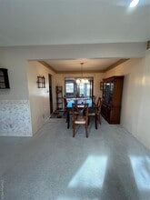 27 Douglass St in Brentwood, NY - Building Photo - Building Photo