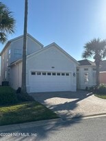 264 Kingston Dr in St. Augustine, FL - Building Photo