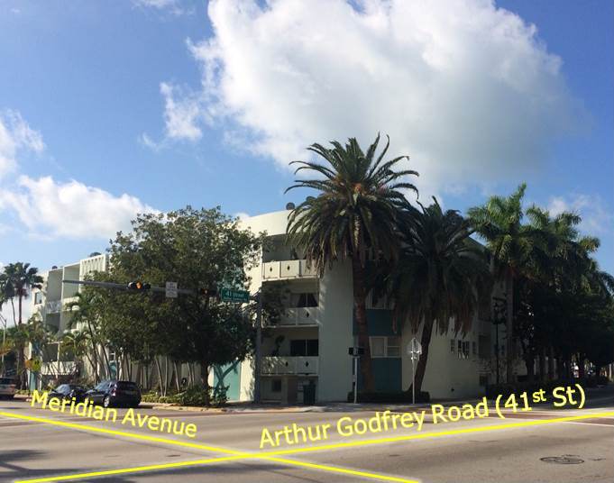 Montego Apartments in Miami Beach, FL - Foto de edificio