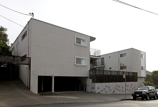 385 Fairmount Ave in Oakland, CA - Building Photo - Building Photo