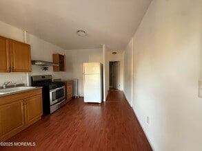 604 Irving Pl in Long Branch, NJ - Building Photo - Building Photo