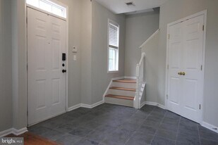 21790 Jarvis Square in Ashburn, VA - Building Photo