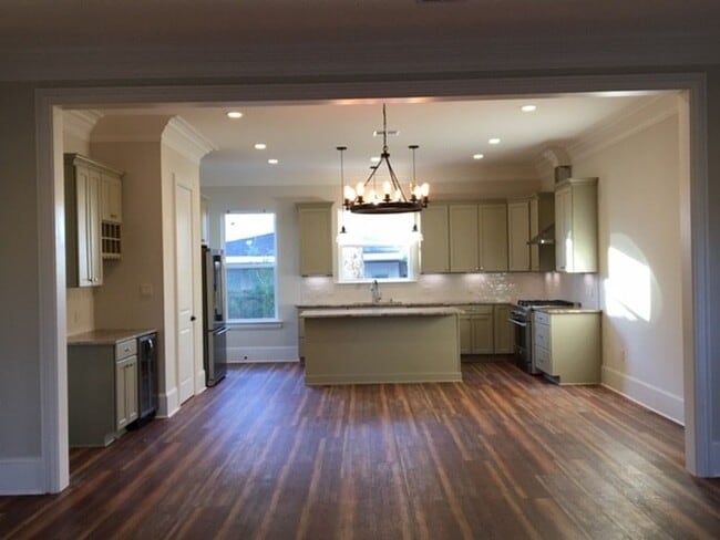 220 Labarre Dr in Metairie, LA - Building Photo - Building Photo
