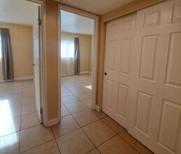 4260 N Vornsand Dr in Las Vegas, NV - Building Photo - Building Photo