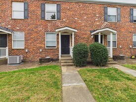 3516 E Richmond Rd in Richmond, VA - Building Photo