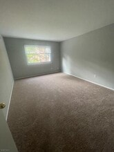 15 Broad St in Pompton Lakes, NJ - Building Photo - Building Photo