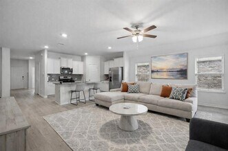 10104 Sunnyview Ln in Krugerville, TX - Building Photo - Building Photo