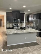 150 Meadow Mill Dr in Conroe, TX - Building Photo - Building Photo