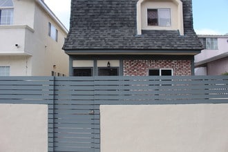 9703 National Blvd, Unit 1 in Los Angeles, CA - Building Photo - Building Photo