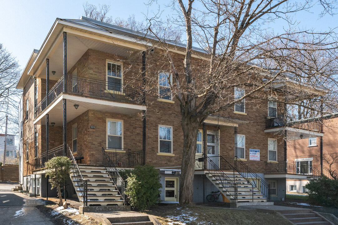 1517 Garnier St in Québec, QC - Building Photo