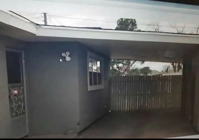 1502 E Century Ave in Odessa, TX - Foto de edificio - Building Photo