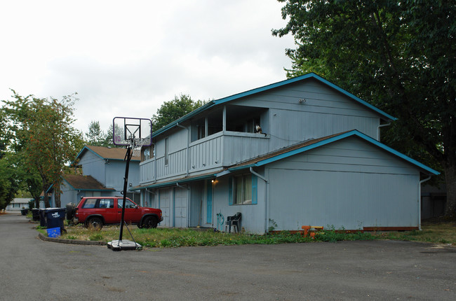 MARIGOLD MEADOWS (A-L) in Springfield, OR - Building Photo - Building Photo