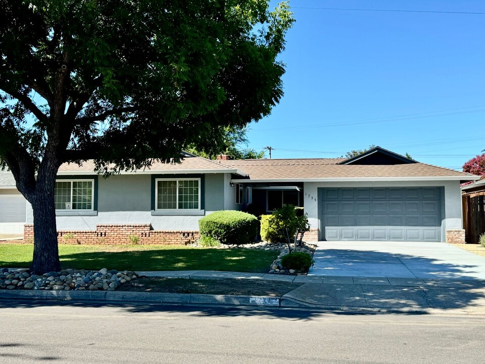 1735 Clovis Ave in San Jose, CA - Building Photo