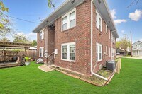 4114 Lamar St photo'