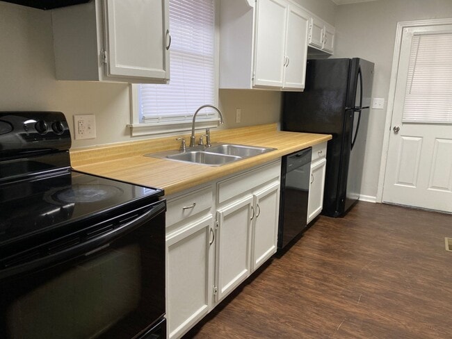 202 Walnut St in Jackson, TN - Building Photo - Building Photo