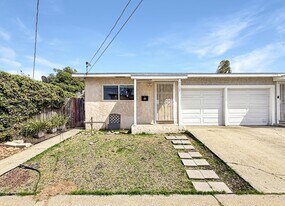 6123 Horton Dr in La Mesa, CA - Building Photo