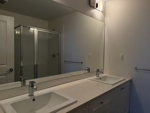 15858 Fraser Hwy in Surrey, BC - Building Photo - Building Photo