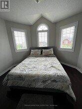 42 Toddville Rd in Brampton, ON - Building Photo - Building Photo