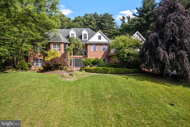 1238 Hunters Rd in Mohnton, PA - Foto de edificio - Building Photo