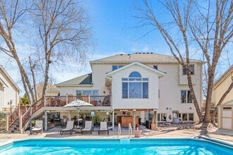 14217 Footbridge Way in Apple Valley, MN - Building Photo - Building Photo