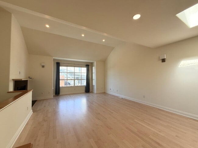 85 Rousseau St in San Francisco, CA - Building Photo - Building Photo