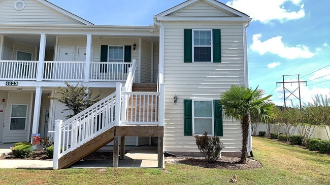 property at 4930 Crab Pond Ct