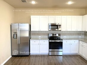 1000 Pebblecreek Dr in Burleson, TX - Building Photo - Building Photo