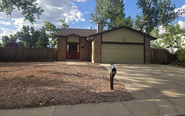 property at 4762 Dover Dr