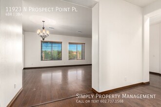 11923 N Prospect Point Pl in Oro Valley, AZ - Building Photo - Building Photo