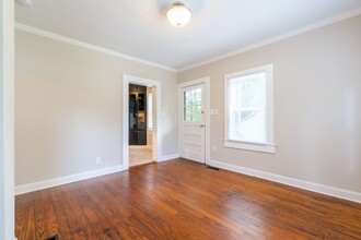 1348 McClelland Ave in East Point, GA - Building Photo - Building Photo