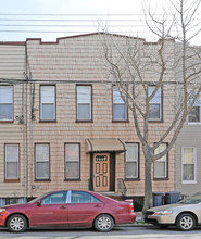 6715 Forest Ave in Ridgewood, NY - Building Photo - Building Photo