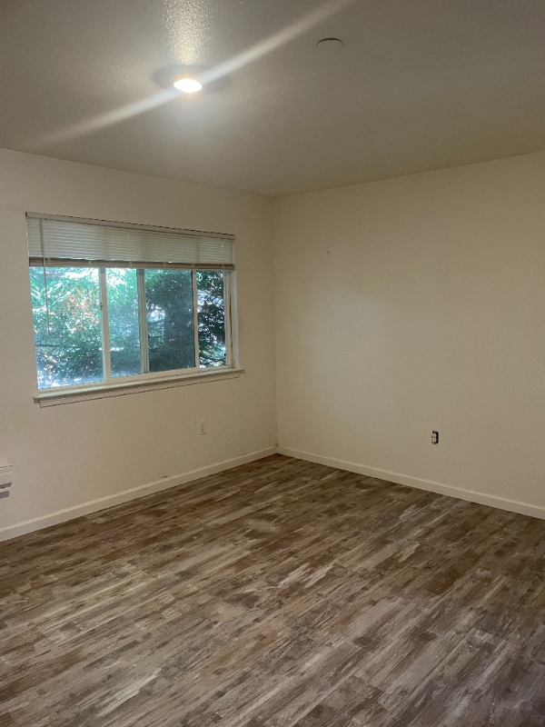 391 S Sanderson Way in Fort Bragg, CA - Building Photo - Building Photo