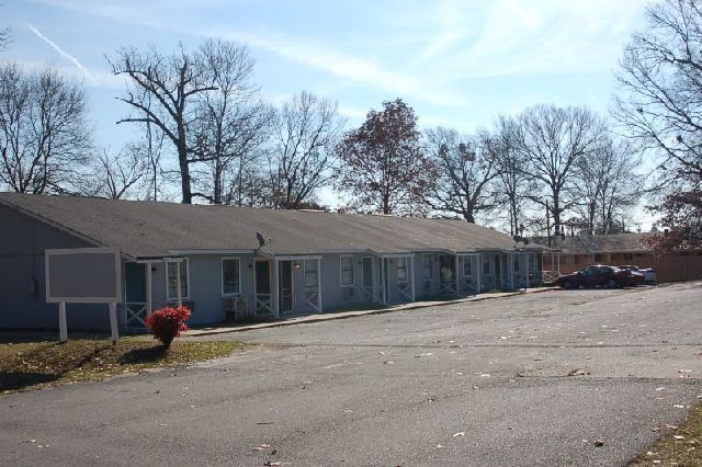 Harris Haven Apartment Homes in Warner Robins, GA - Building Photo