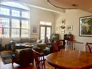 1933 N Sedgwick St in Chicago, IL - Building Photo - Building Photo