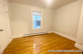22 Howell St in Boston, MA - Building Photo - Building Photo