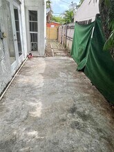 2591 Riverland Dr in Fort Lauderdale, FL - Building Photo - Building Photo