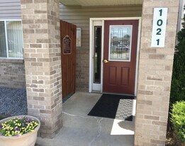 1021 Grandview Ave in Tomah, WI - Building Photo