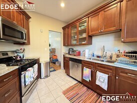 136 Sutherland Rd, Unit 1 in Boston, MA - Building Photo