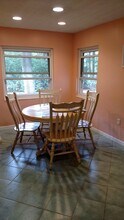 9230 NW 9 Ave in Gainesville, FL - Building Photo - Building Photo