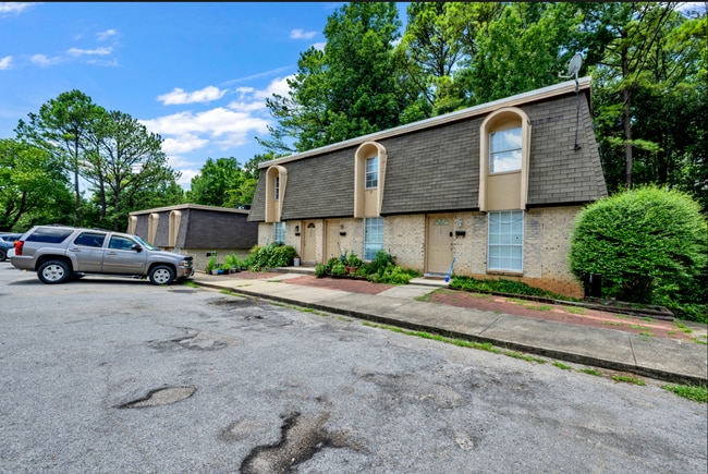 3244 Warringwood Dr in Hoover, AL - Building Photo - Building Photo