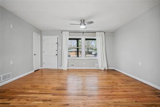 3698 Sharon Dr in Powder Springs, GA - Building Photo - Building Photo