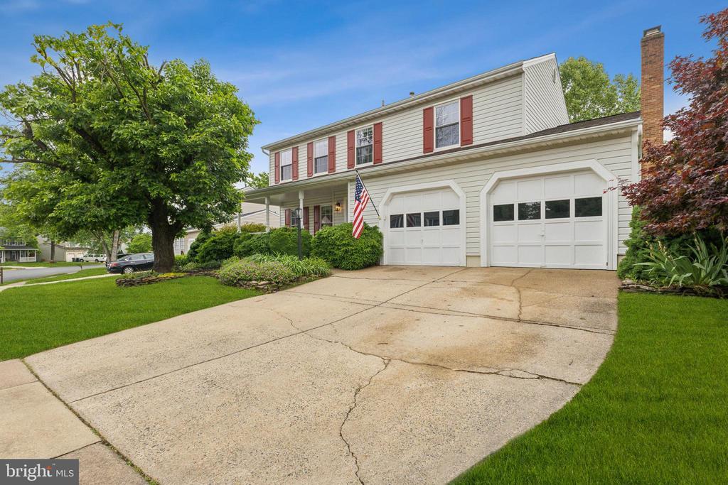 5433 Braddock Ridge Dr in Centreville, VA - Building Photo